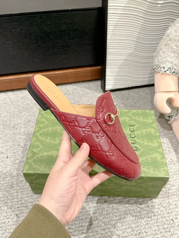 Gucci Shoe 